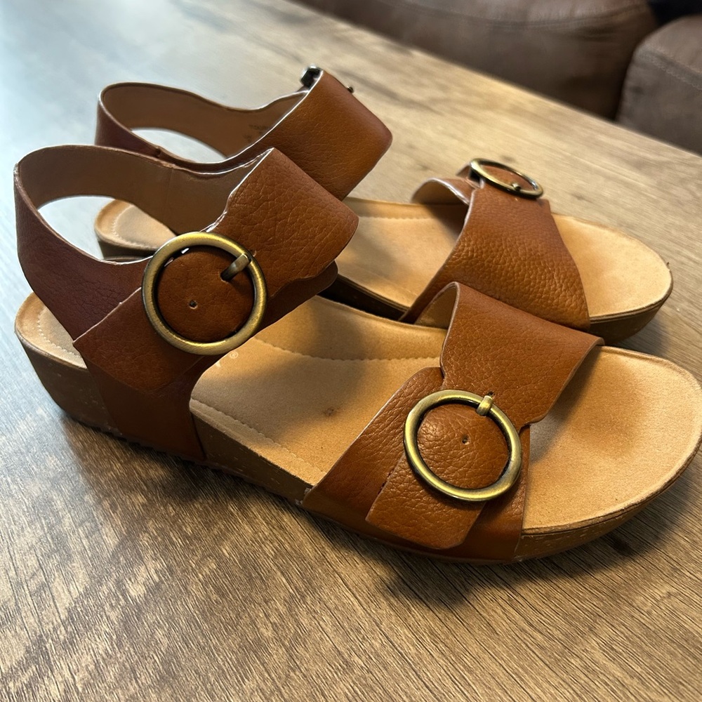 Hotter Tan Leather Sandals with Brass Accents